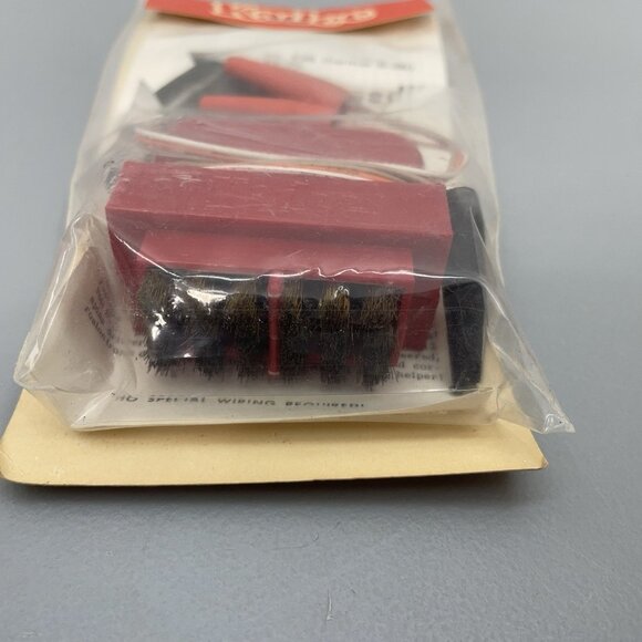 Kadee 236 Speedi Driver Cleaner Brush All Scale HOn3 to O Scale - Picture 2 of 4